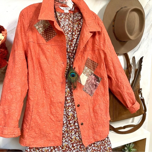 ✨ RARE granny patch work floral UPCYCLED boho jacket southwestern cabin vibe - Picture 6 of 16